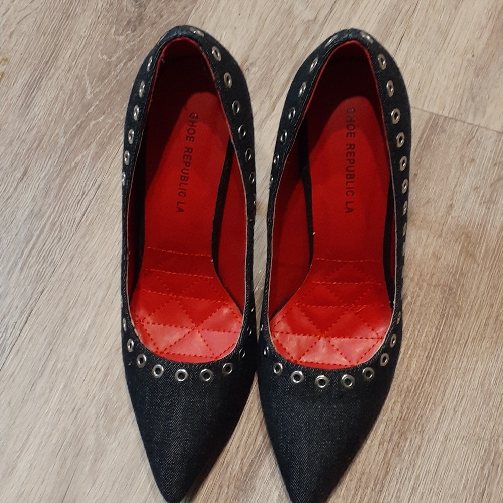 Shoe Republic LA Size 9